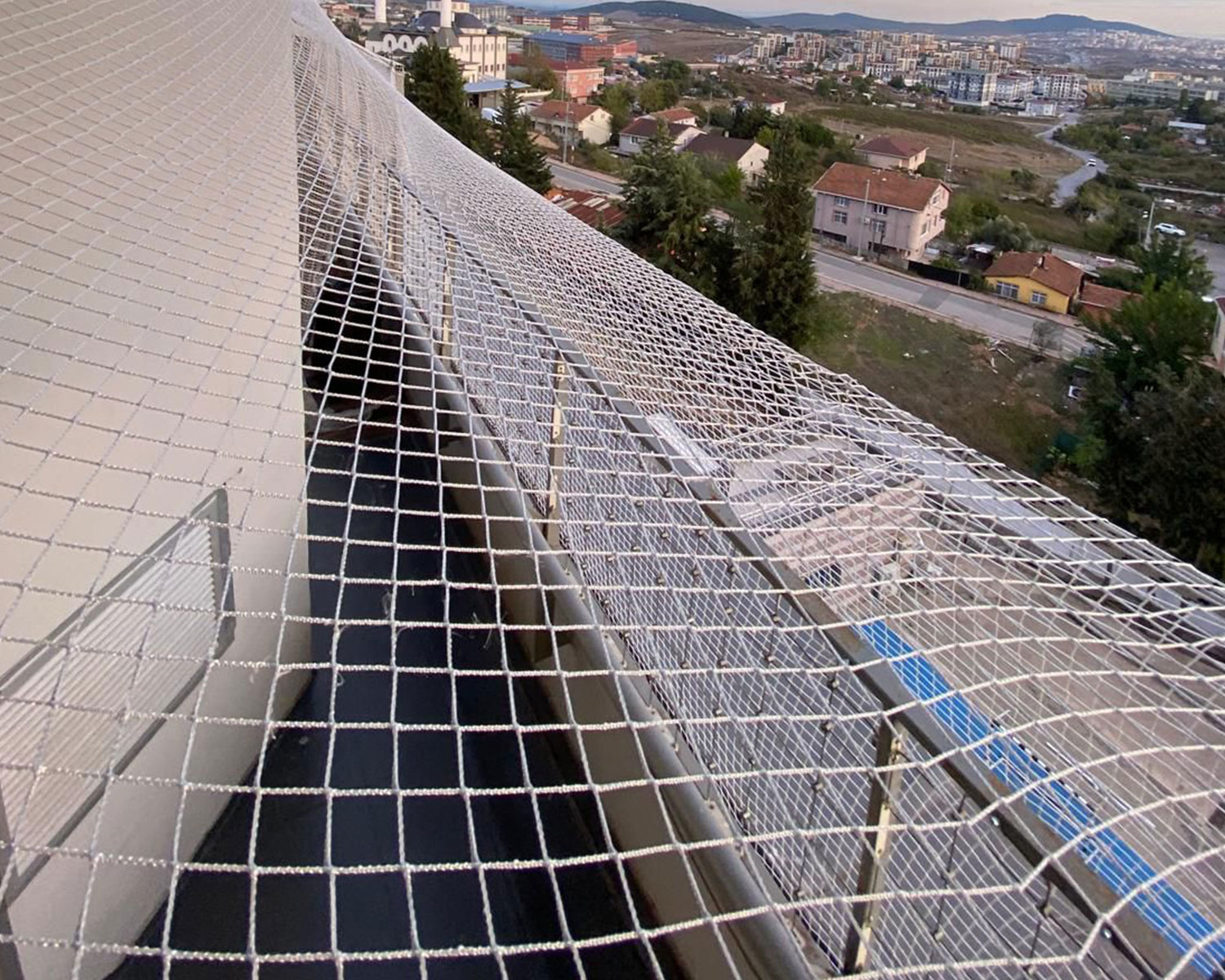 Kuş Ağı – 2 cm Gözenekli – 1,5 mm İp – Kuş Filesi – Balkon Ağı